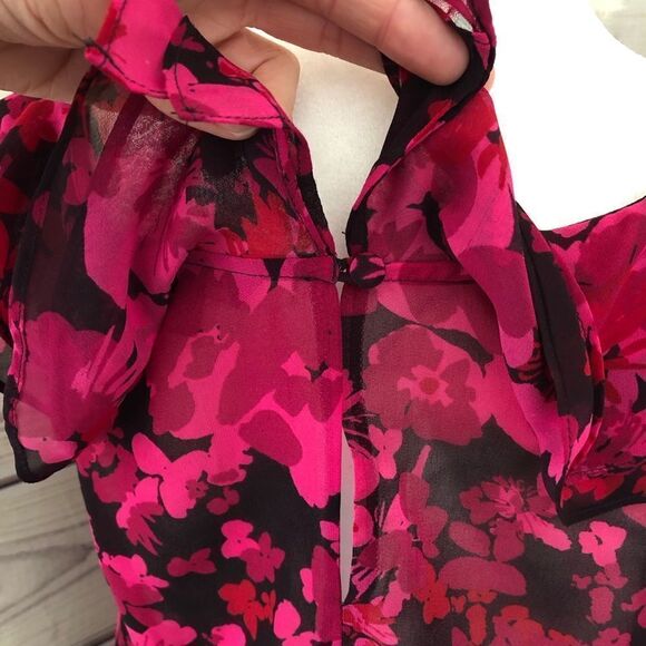 EXPRESS Floral Ruffle Tank Small - Picture 9 of 9